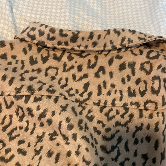 Tan leopard print Jacket - Picture 8 of 9
